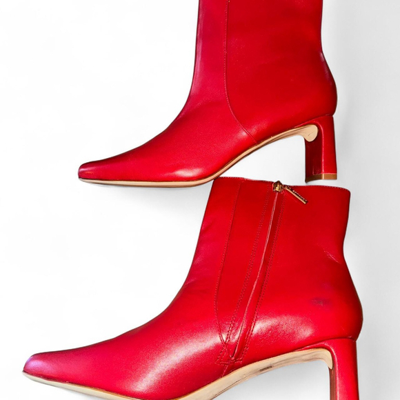 NWOB Larroudé Alexis Bootie size 11